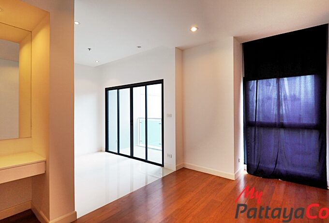 The Axis Condominium Pattaya Condo For Sale – AXIS20