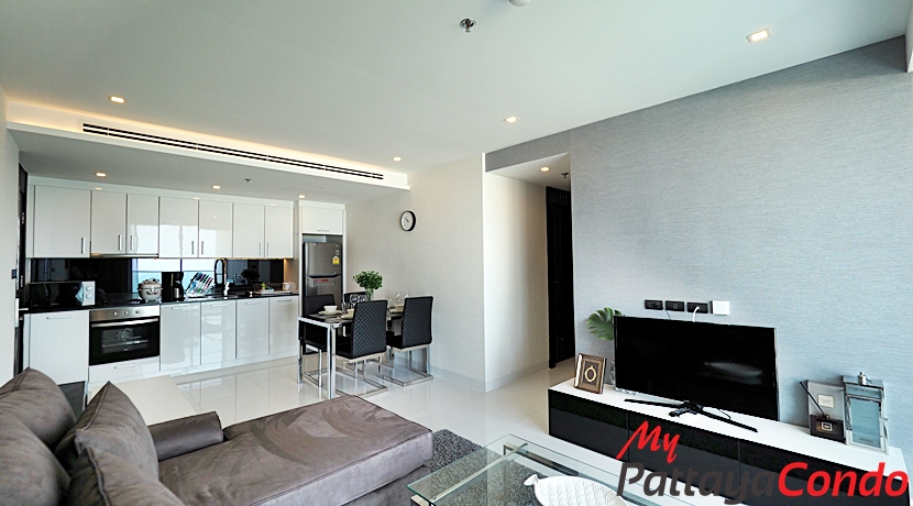 Sky Residences Pattaya Condo For Rent – AMR38R