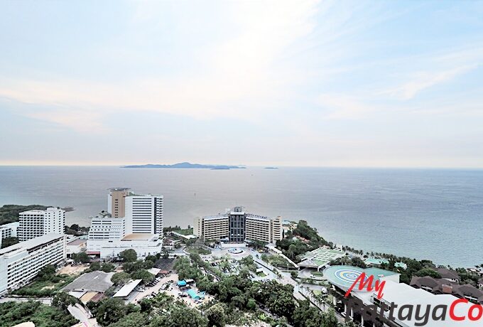 Sky Residences Pattaya Condo For Rent – AMR61R
