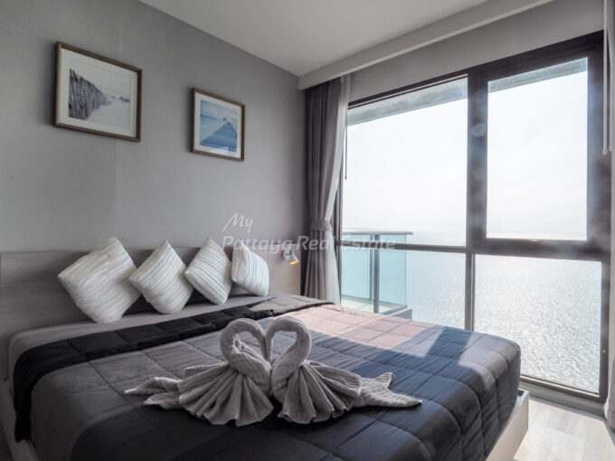 Aeras Beachfront Jomtien Condo For Rent – AERAS07R