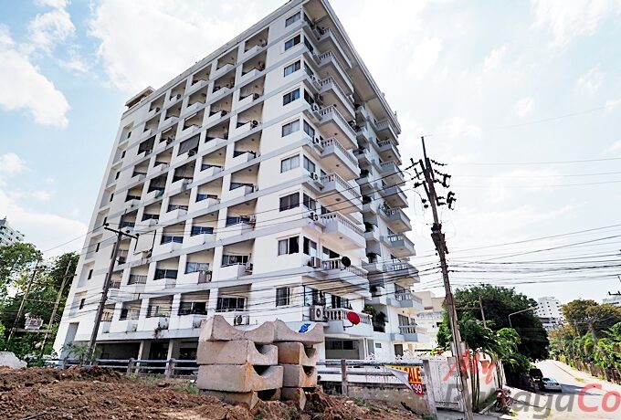 Royal Beach Condotel Pattaya