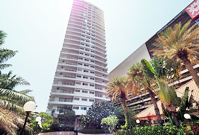 View Talay 6 Pattaya Beach Condominium