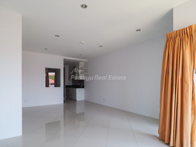 Diamond Suites Resort Pattaya Condo For Sale – DS08