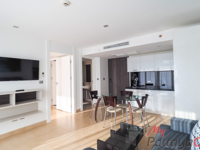 Centara Avenue Residences & Suites Condo For Rent – CARS102R
