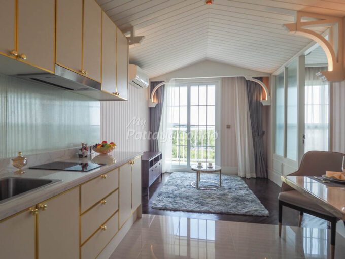 Grand Florida Beachfront Resort Pattaya Condo For Sale – GF02 - photo 1