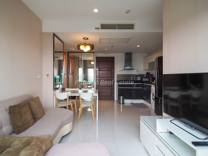 The Axis Condominium Pattaya Condo For Sale – AXIS37