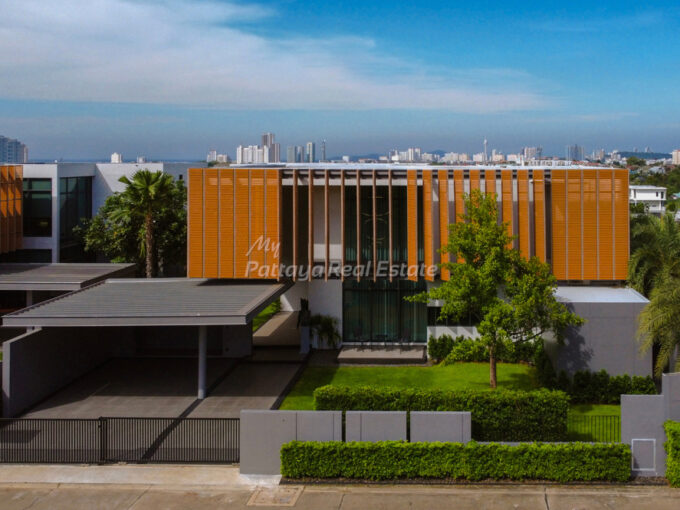The Prospect House For Sale in East Pattaya 4 Bedroom With Private Pool - HEPP04