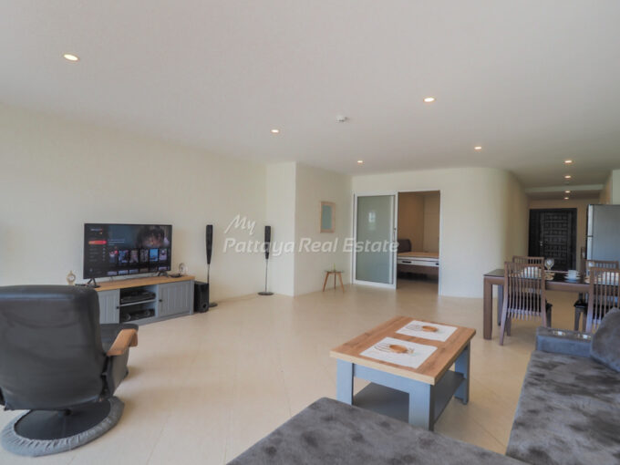 Executive Residence 4 Pattaya Condo For Rent – EXFOUR09N
