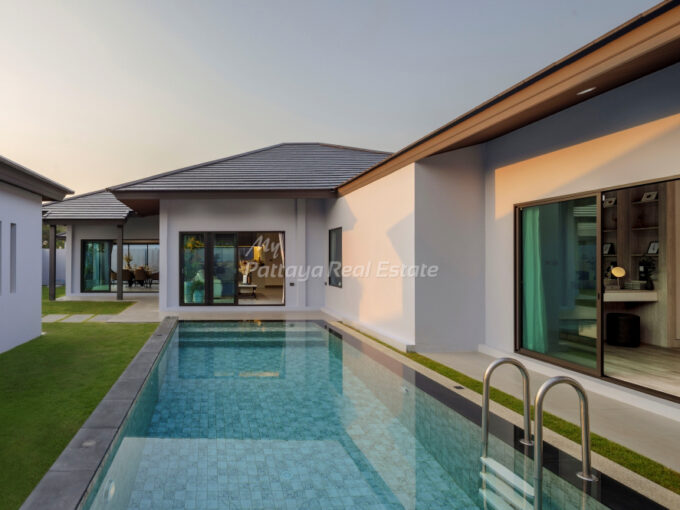 Baan Pattaya 6 Village For Sale 3 Bedroom With Private Pool - HEBP603