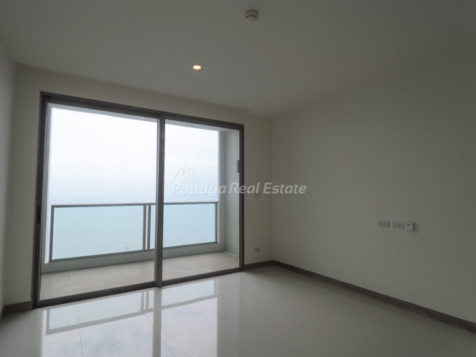 The Riviera Jomtien Pattaya Condo For Sale – RJ38