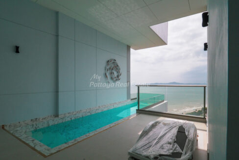 Copacabana Beach Jomtien Condo For Sale – COPAC16