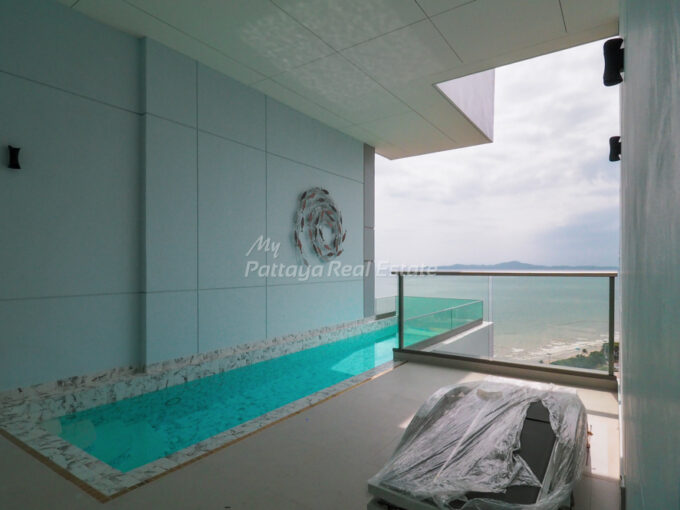 Copacabana Beach Jomtien Condo For Sale – COPAC16