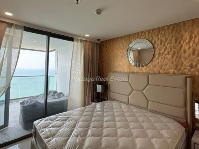 Copacabana Beach Jomtien Condo For Sale – COPAC21