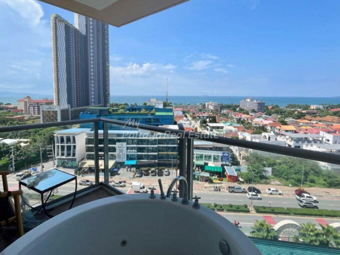 The Riviera Ocean Drive Jomtien Condo For Sale – ROD31