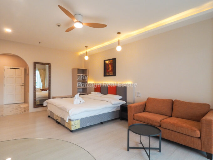 View Talay 5 Jomtien Condominium Beach Condo For Sale – VT5D09