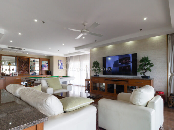Baan Haad U Thong Pattaya Condo For Sale – BHUT01