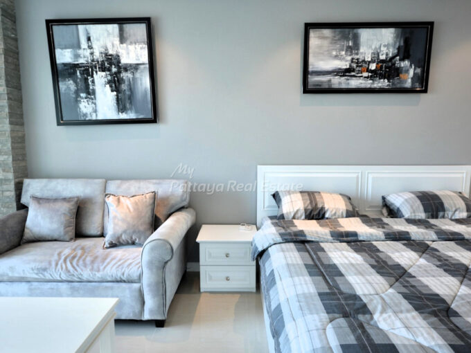 View Talay 5 Jomtien Condominium Beach Condo For Sale – VT5D15