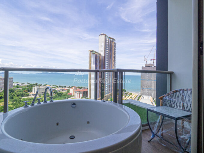 The Riviera Ocean Drive Jomtien Condo For Sale – ROD36