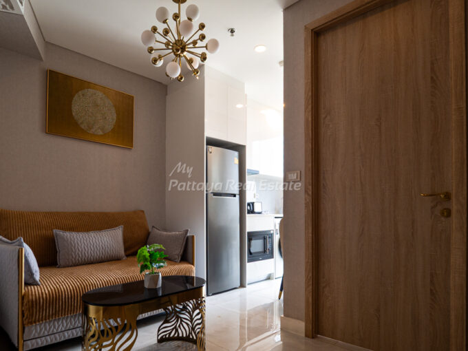 Copacabana Beach Jomtien Condo For Sale – COPAC25