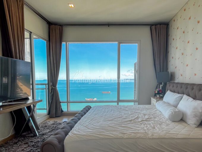 Reflection Jomtien Beach Pattaya Condo For Sale – RF26
