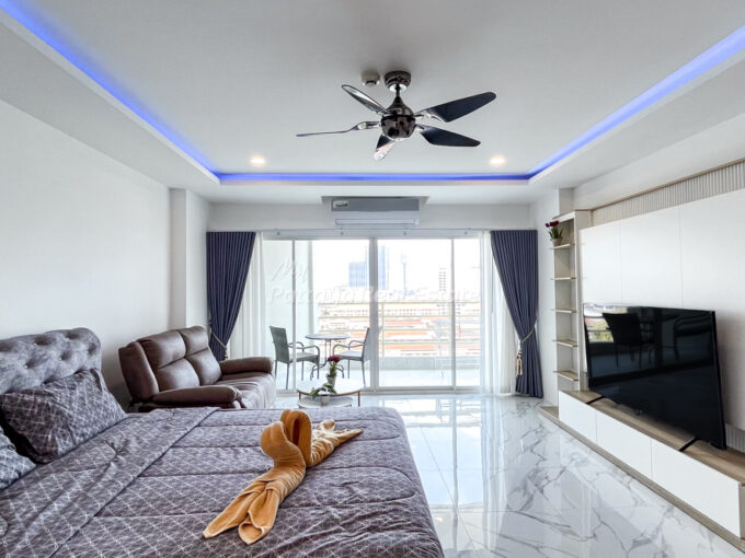 View Talay 5 Jomtien Condominium Beach Condo For Sale – VT5D18