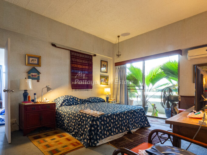 Jomtien Condotel Pattaya Condo For Sale - JTCT05