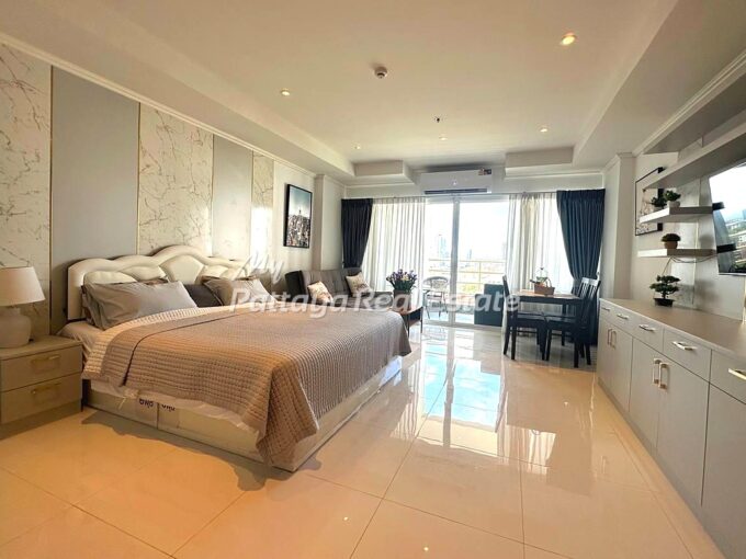 View Talay 5 Jomtien Condominium Beach Condo For Sale – VT5D22