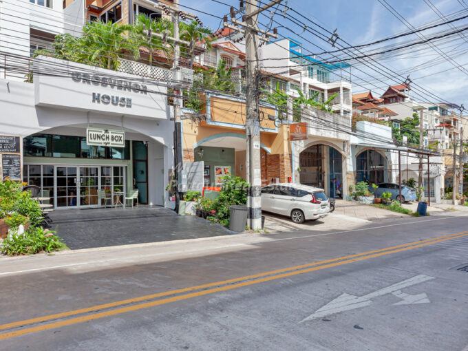 Grosvenor House Serviced Apartment & Café Pattaya Business For Sale - HP0019