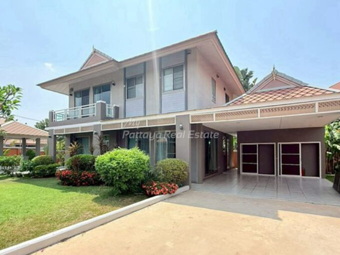 Grand regent village 3 Bedroom house with private pool for rent HEGR07R