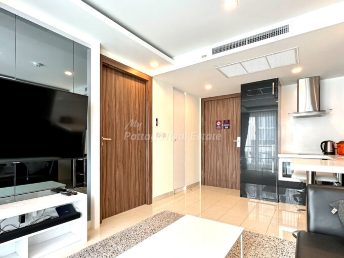 Grand Avenue Residence 1 bedroom with city view for sale GRAND221